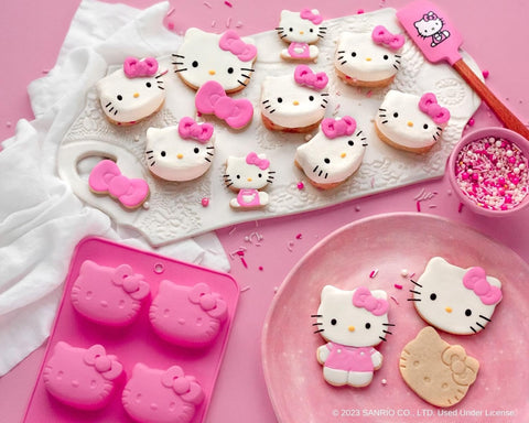 Recipe leaflet included for kid-friendly baking ideas