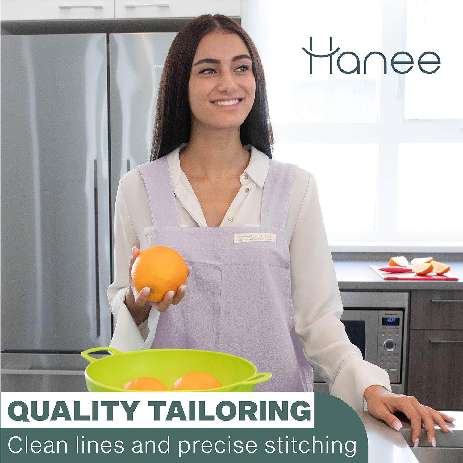 HANEE unisex-fit apron suitable for women and men.