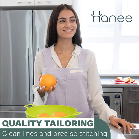 HANEE unisex-fit apron suitable for women and men.