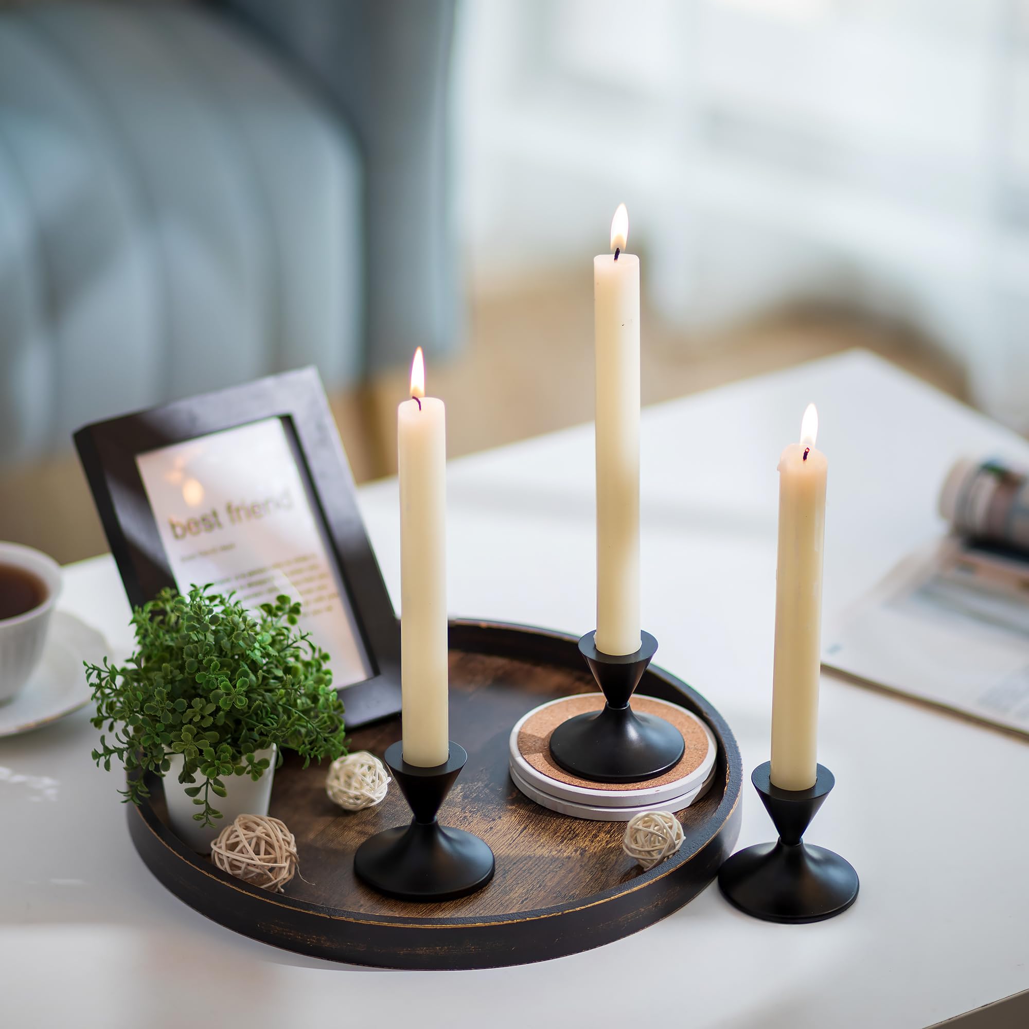 Hanobe round tray used for dining room organization and display.