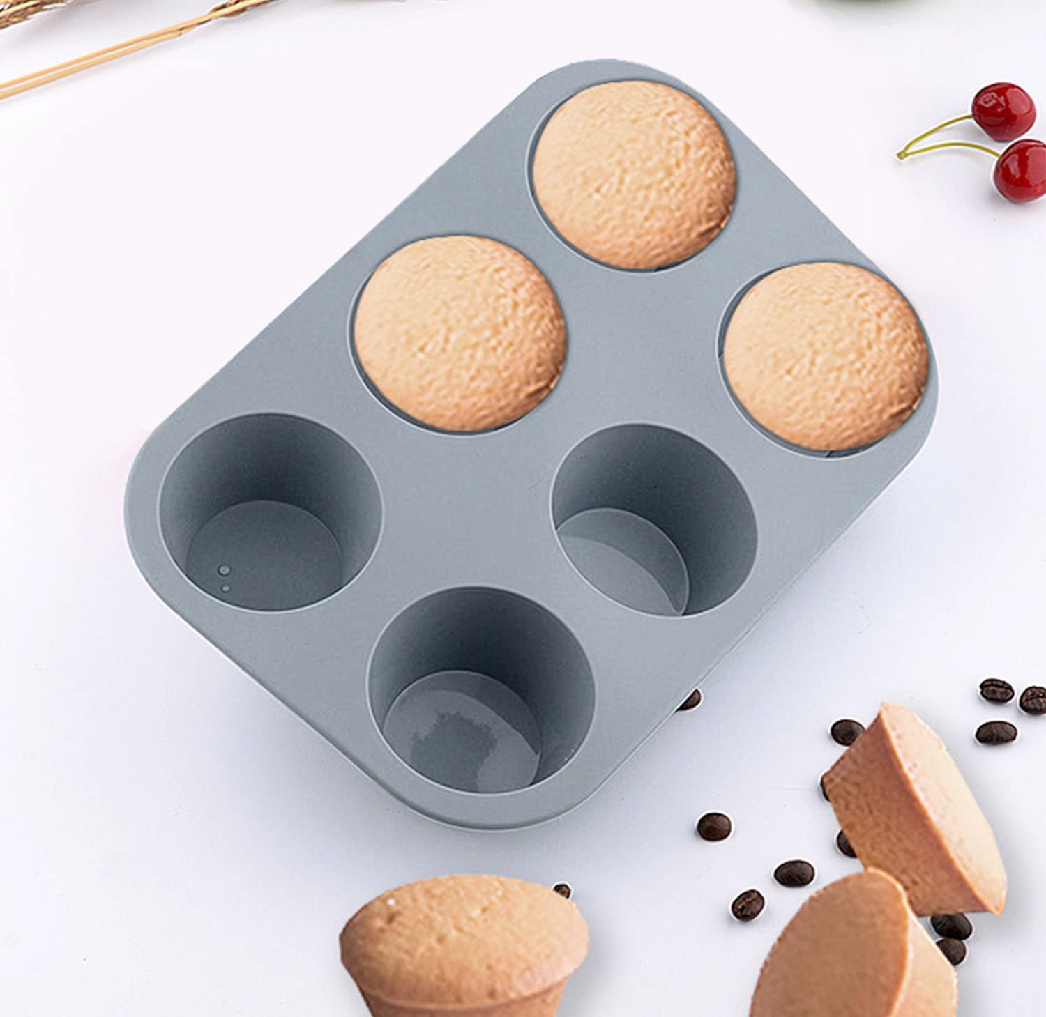 Hansanti 7in1 muffin pan 6-cup, flexible silicone resists deformation and is easy to clean.