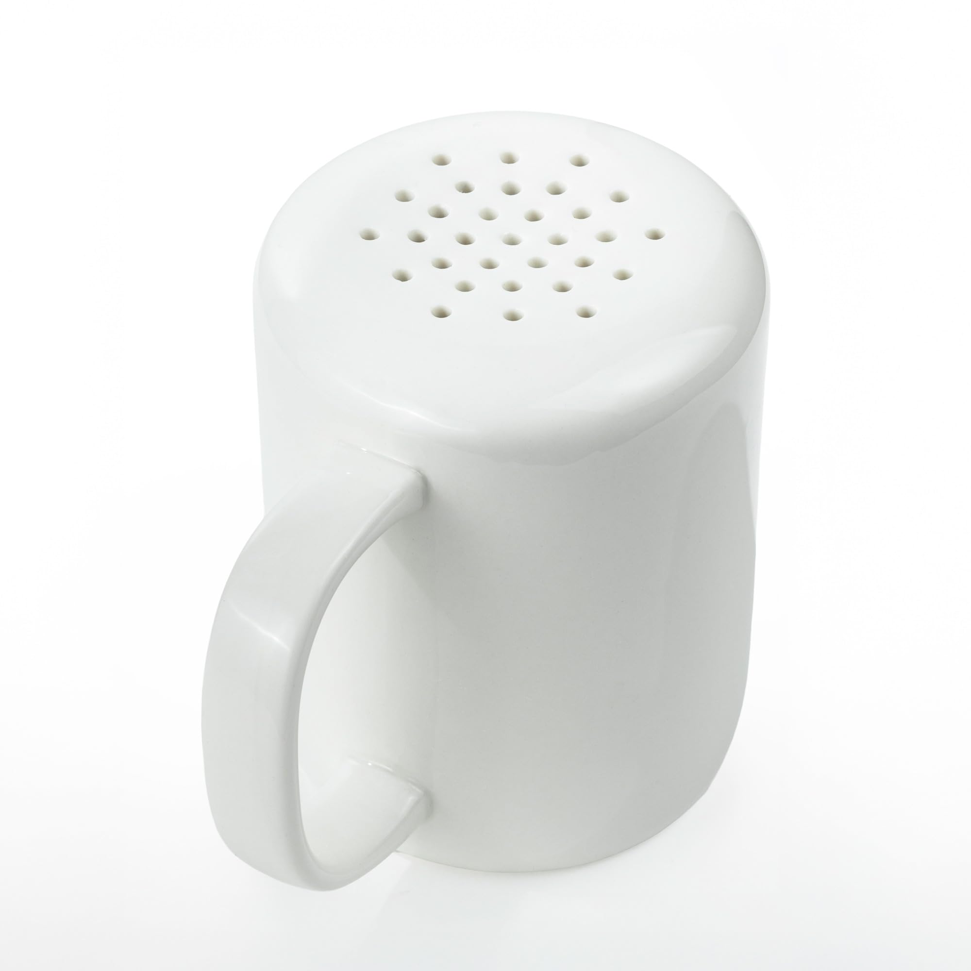 HANSEL HOMEWARES nutmeg and cocoa dusting shaker for seasonal drinks.
