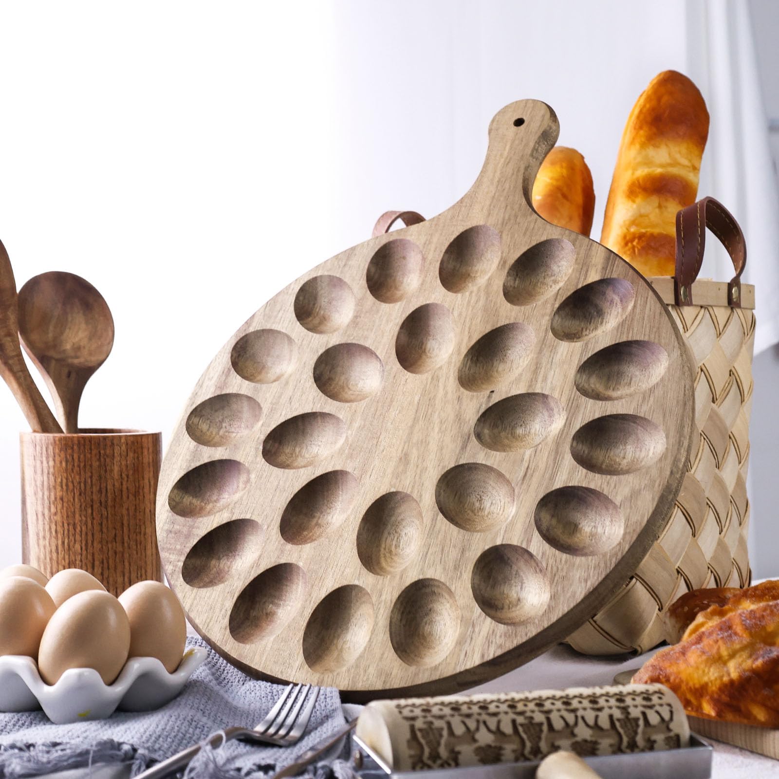 HANSGO deviled egg platter wood grain detail highlights natural craftsmanship