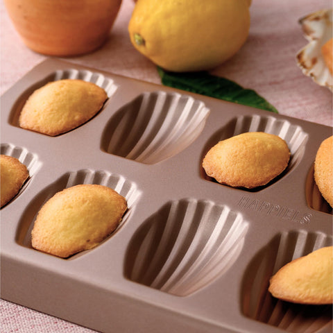 HAPPIELS non-toxic BPA-free tray safe for everyday baking