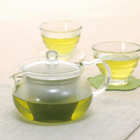 Hario ChaCha Kyusu Maru heat-resistant glass withstands hot water use