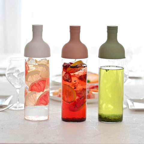 HARIO made-in-Japan craftsmanship shown on the label and glass