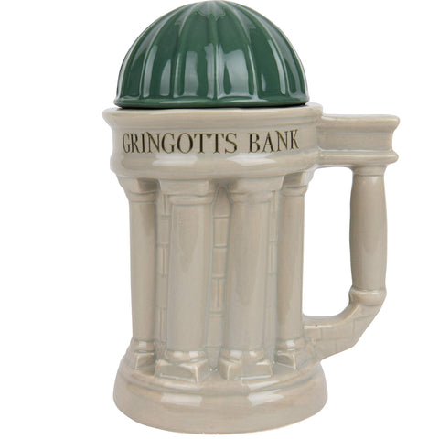 Harry Potter Gringotts mug with lid keeps drinks warm.