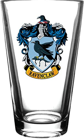 Harry Potter classic pint shape offers comfortable grip and generous capacity.