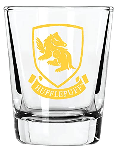 Harry Potter shot glass set front view highlighting crest details