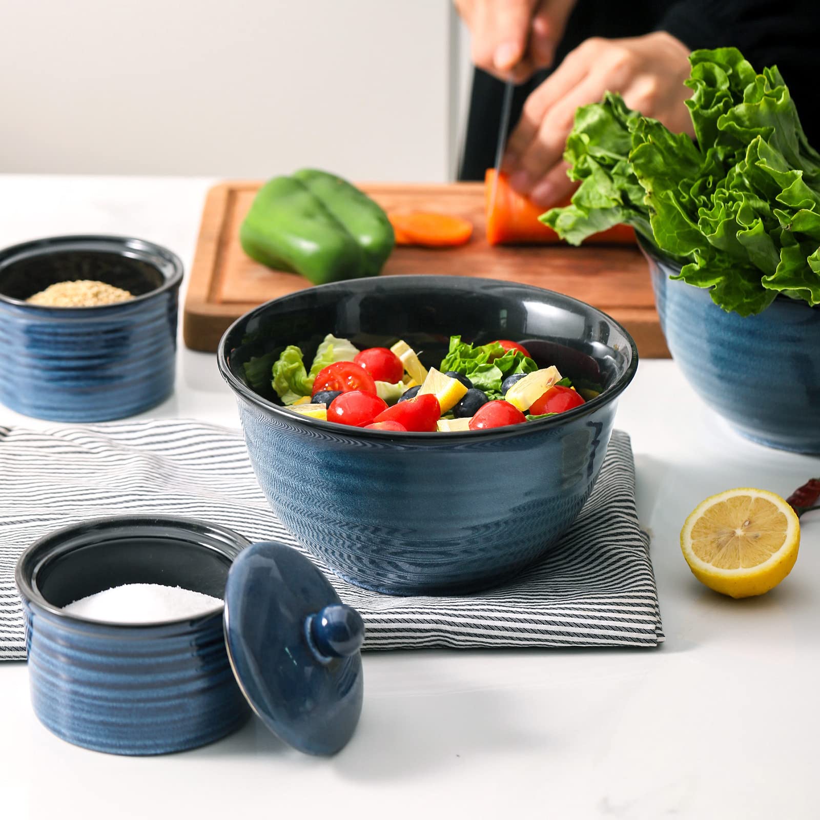 Hasense 7-inch, 40 oz bowls for generous servings of salads and pasta