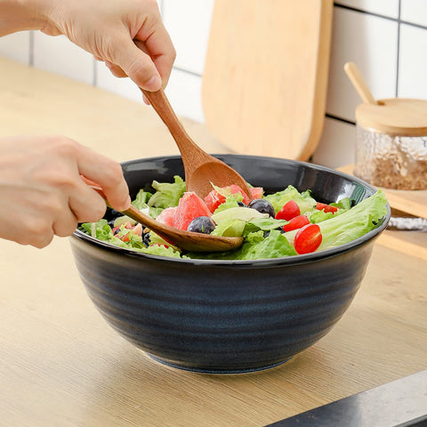 HASENSE blue ceramic bowls elevate table presentation with bold color.