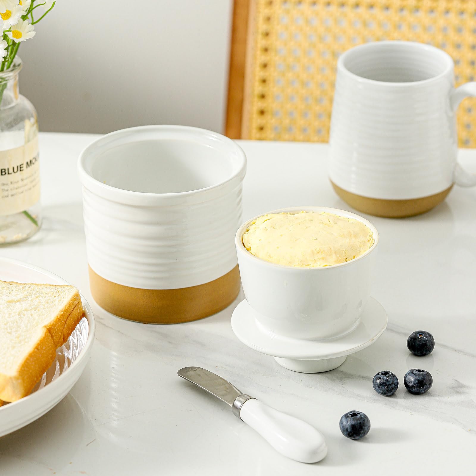 Hasense butter dish gift-ready packaging makes a thoughtful kitchen gift.