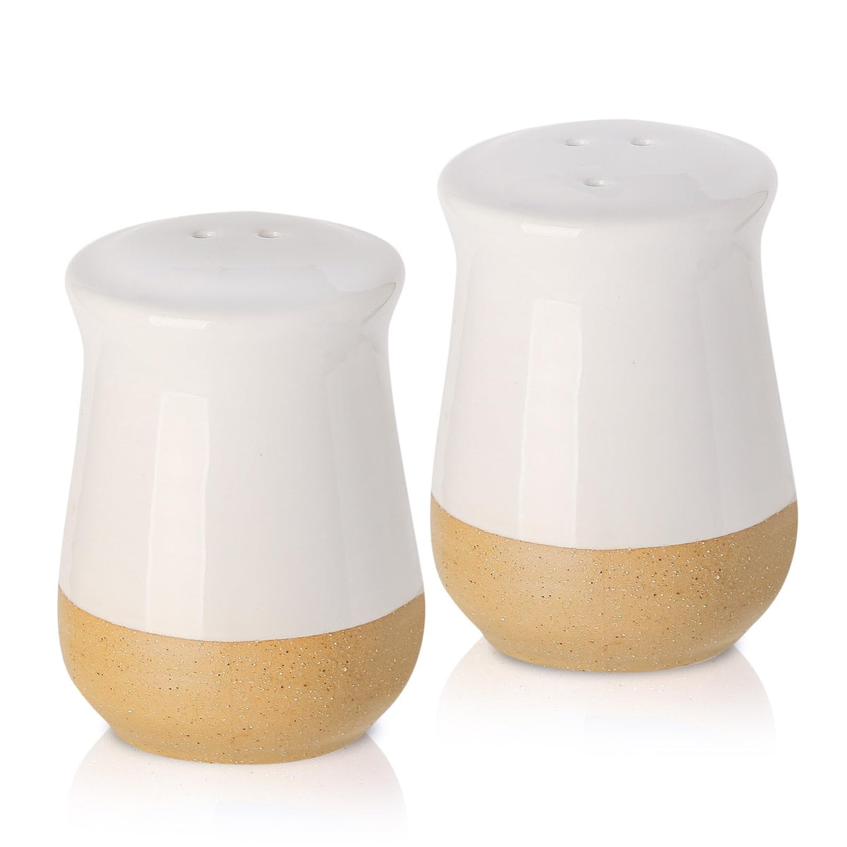 Hasense salt shaker white with wide opening for easy refilling.