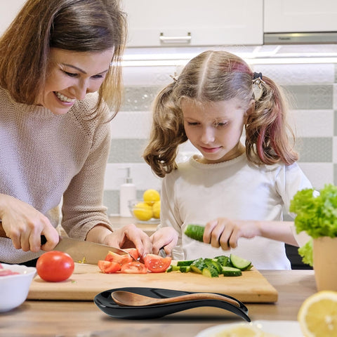 Drip-catching HASENSE spoon rest protects counter from sauces