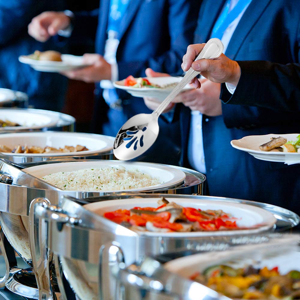 HaWare pie server shown for clean slice transfer during celebrations