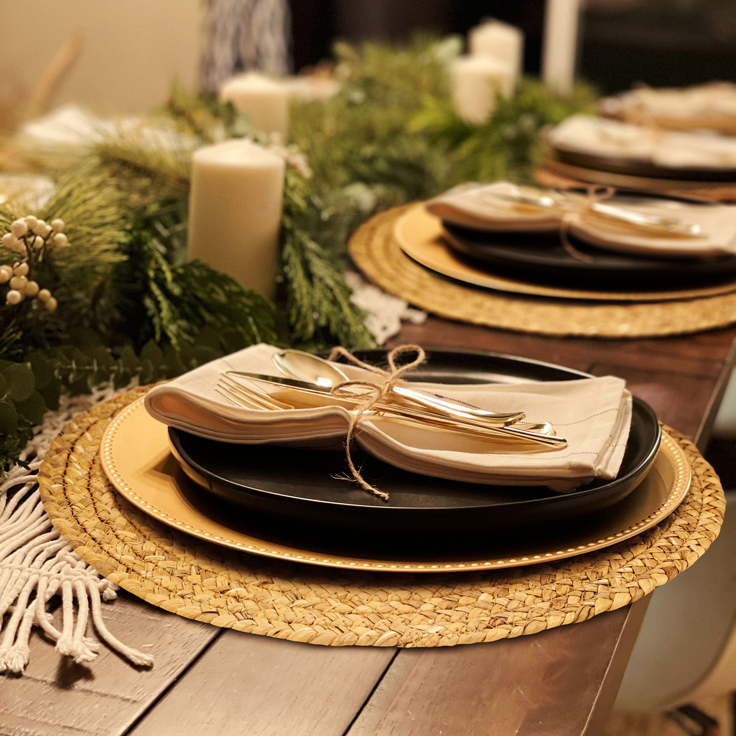 HaxHut indoor-outdoor round placemats fit dining and outdoor setups