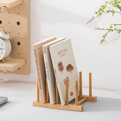 HBlife bamboo rack installation showing peg-based tight fit.