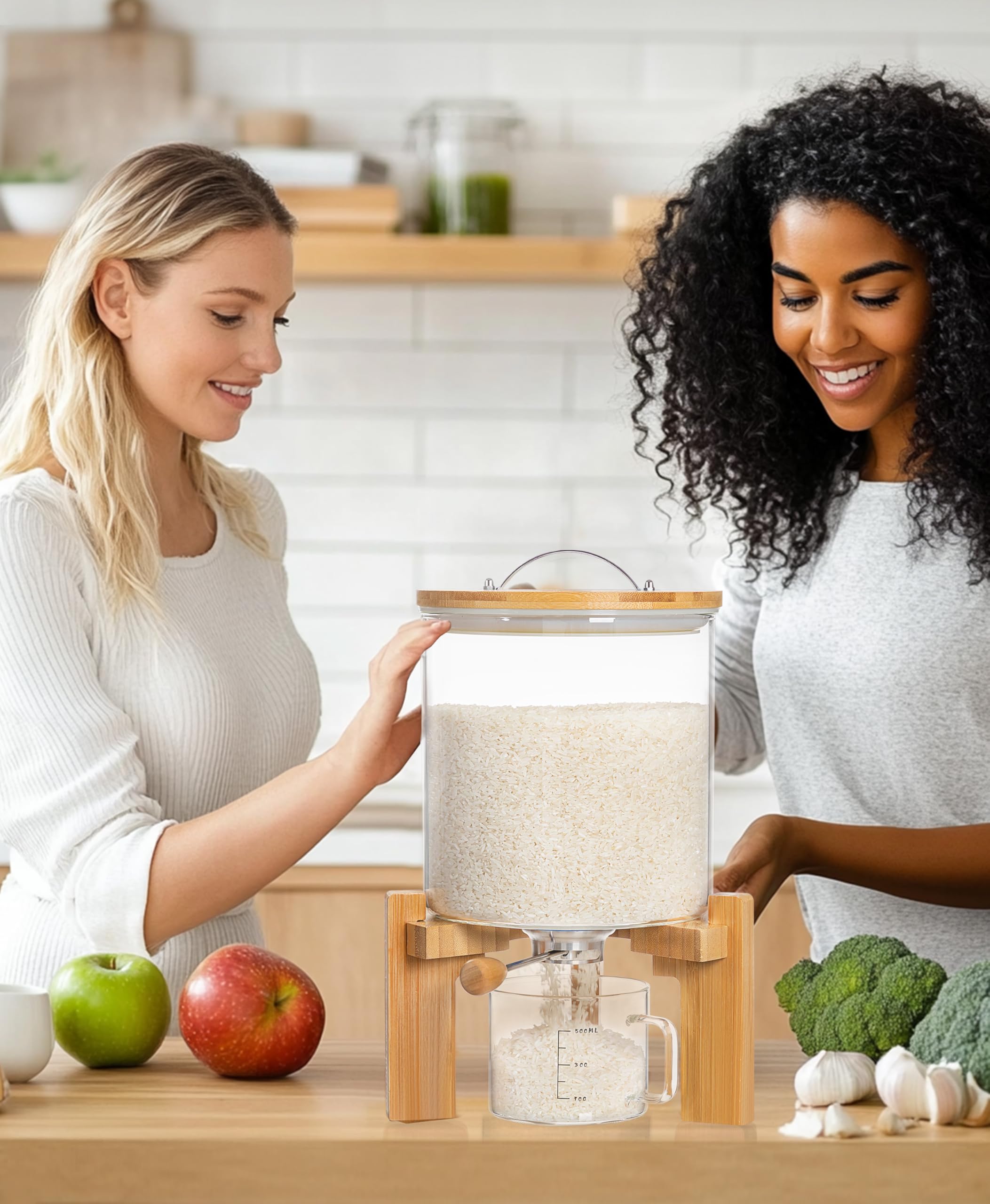 HBlife airtight lid and clear body help you see contents at a glance and keep them fresh.