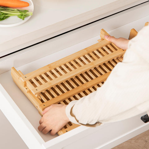 HBlife collapsible design folds flat for easy after-use storage.