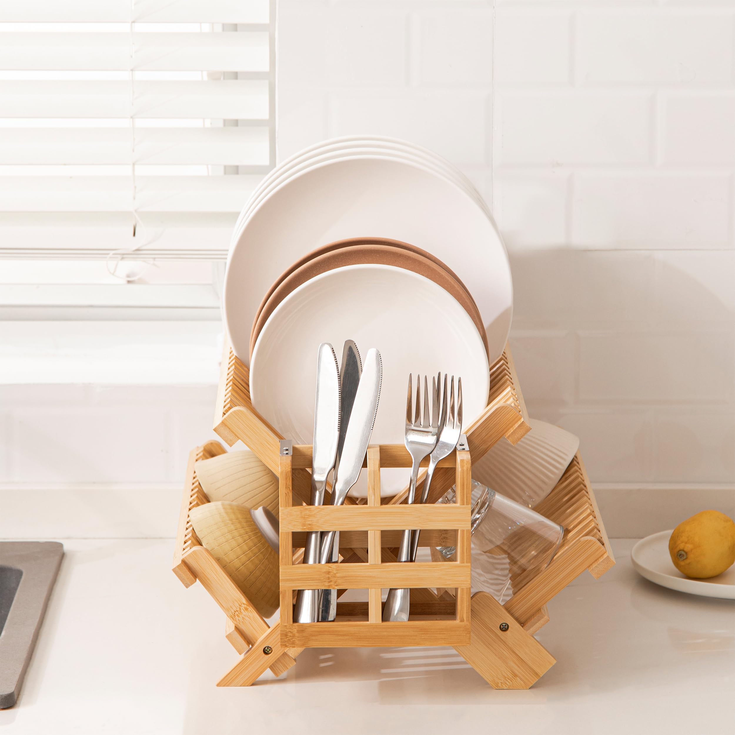HBlife upper tier holds up to 18 plates for efficient air drying.