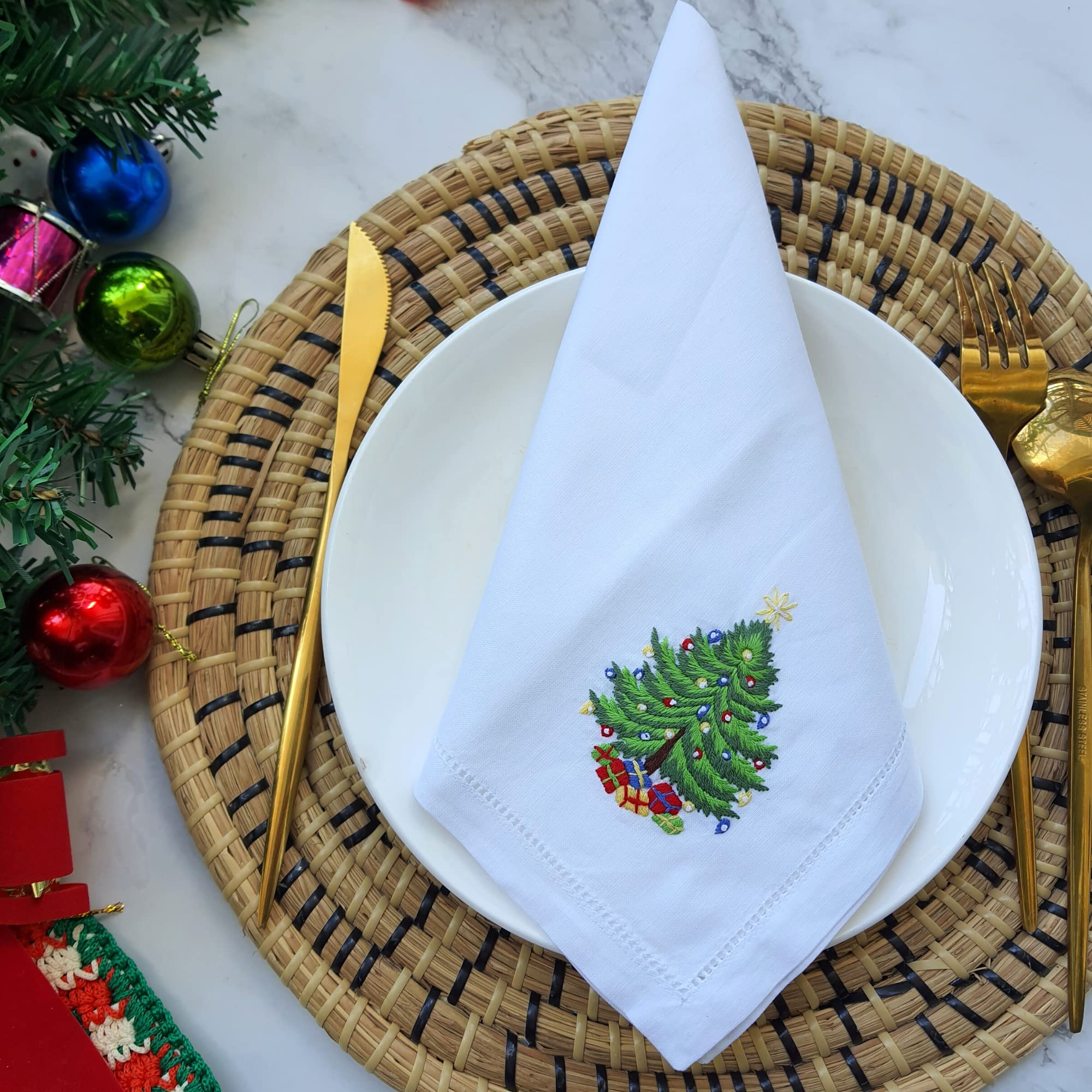 HCRAFT napkins are easy to clean, suitable for machine wash.