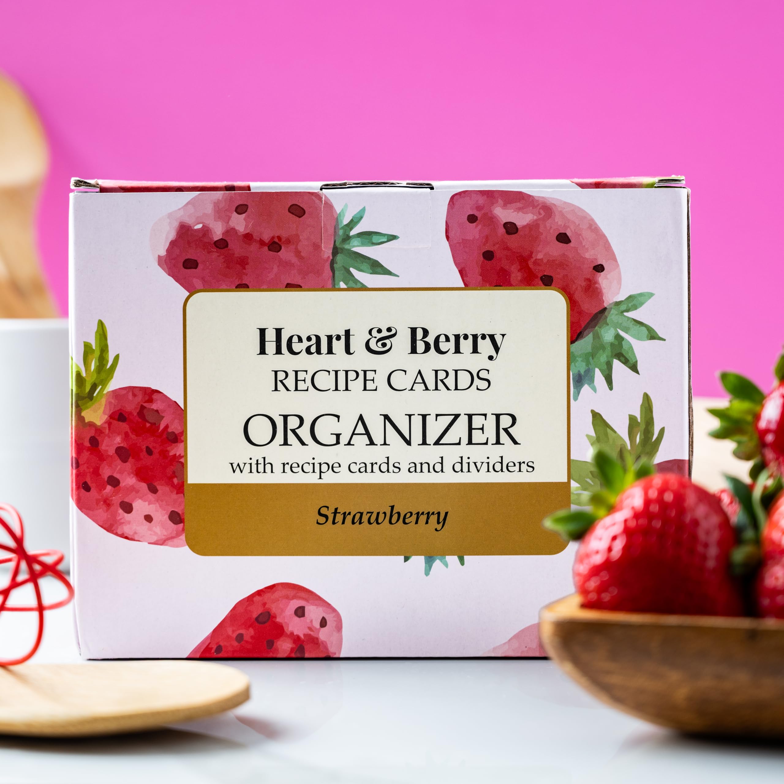 Heart & Berry strawberry recipe box with dividers for category-specific organization