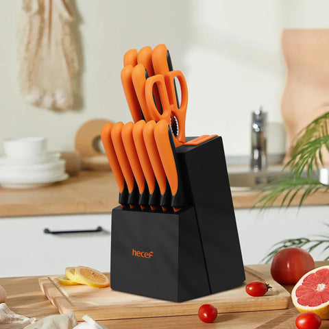 Hecef 6-piece steak knives deliver clean, even cuts at the table.