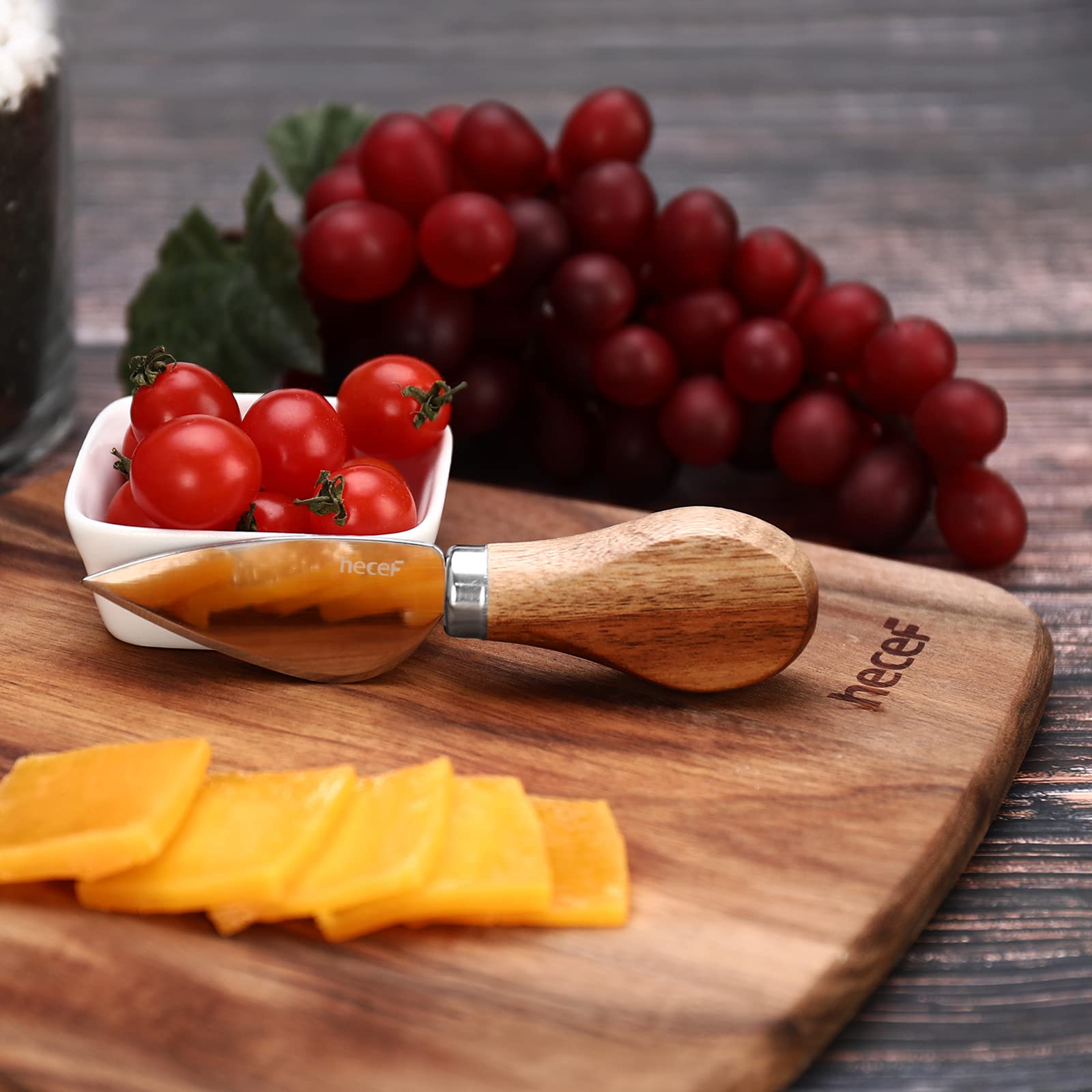 Hecef cheese board hanging grommet for convenient storage