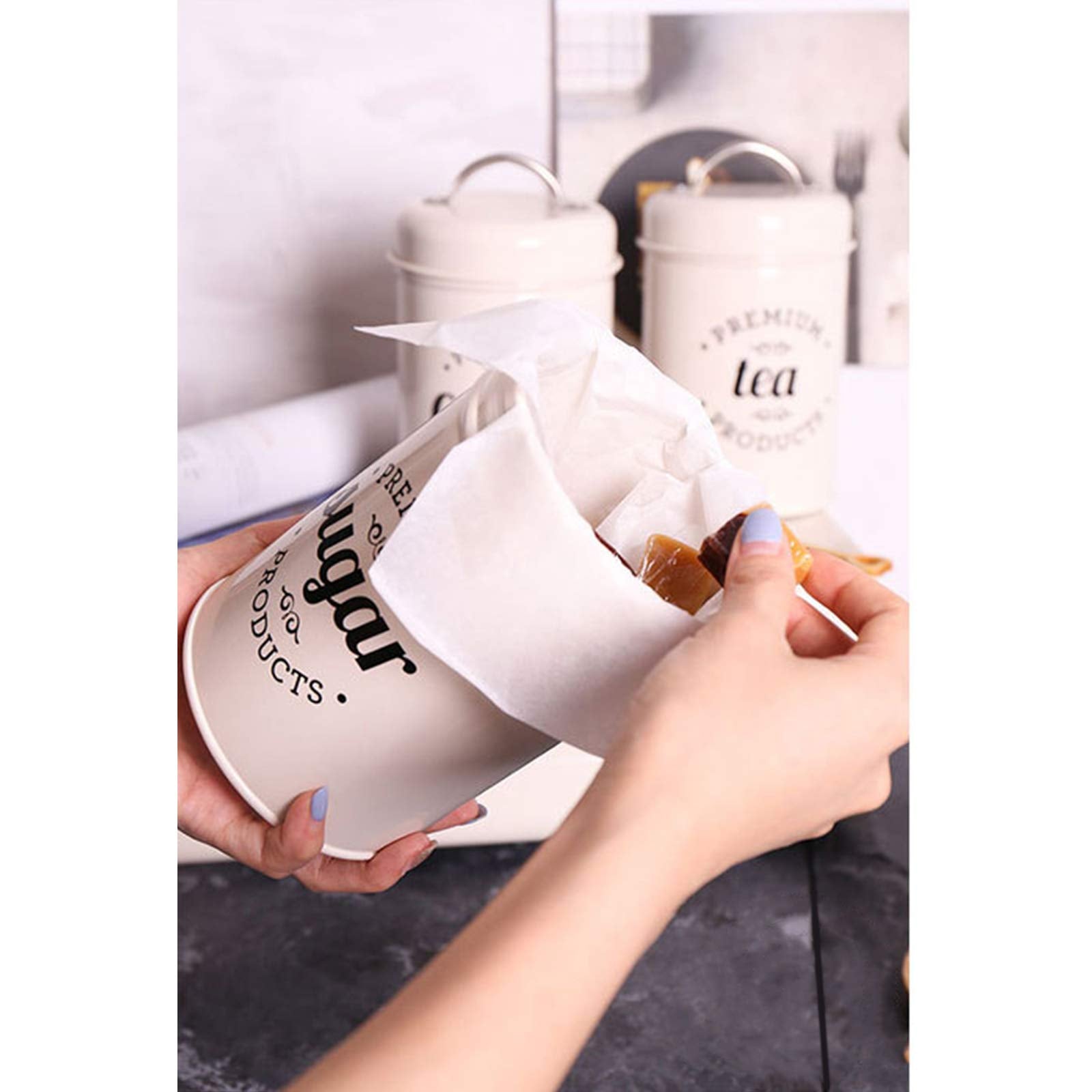 Hedume gift-ready kitchen set ideal for housewarmings and celebrations.