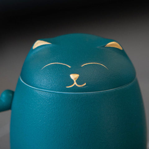 HEER cat tea cup gift-ready packaging for cat lovers.