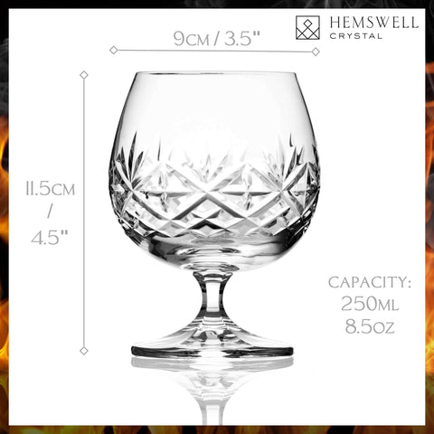 Hemswell Crystal two-pack ready for elegant table settings and evenings in.