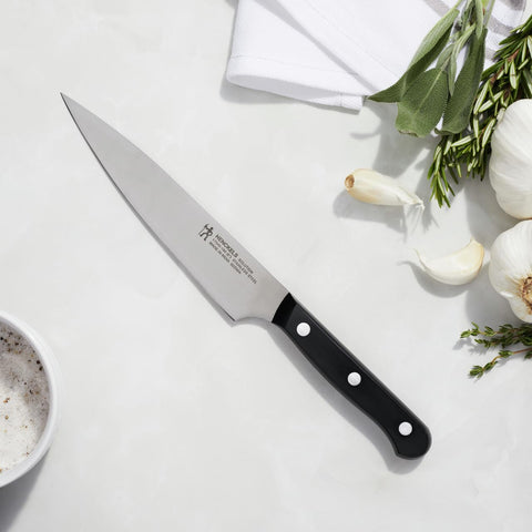 Long-lasting edge with Henckels single-piece blade for reliable slicing.