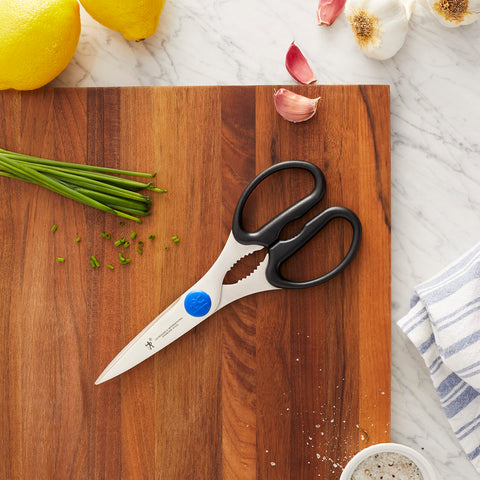 HENCKELS Take-Apart Kitchen Shears halves assembled for easy, thorough cleaning and hygienic care.