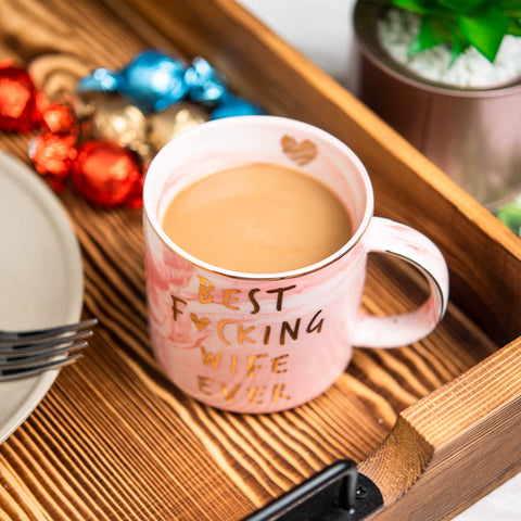 Hendson mug inner heart design and golden lip detail for a romantic touch.