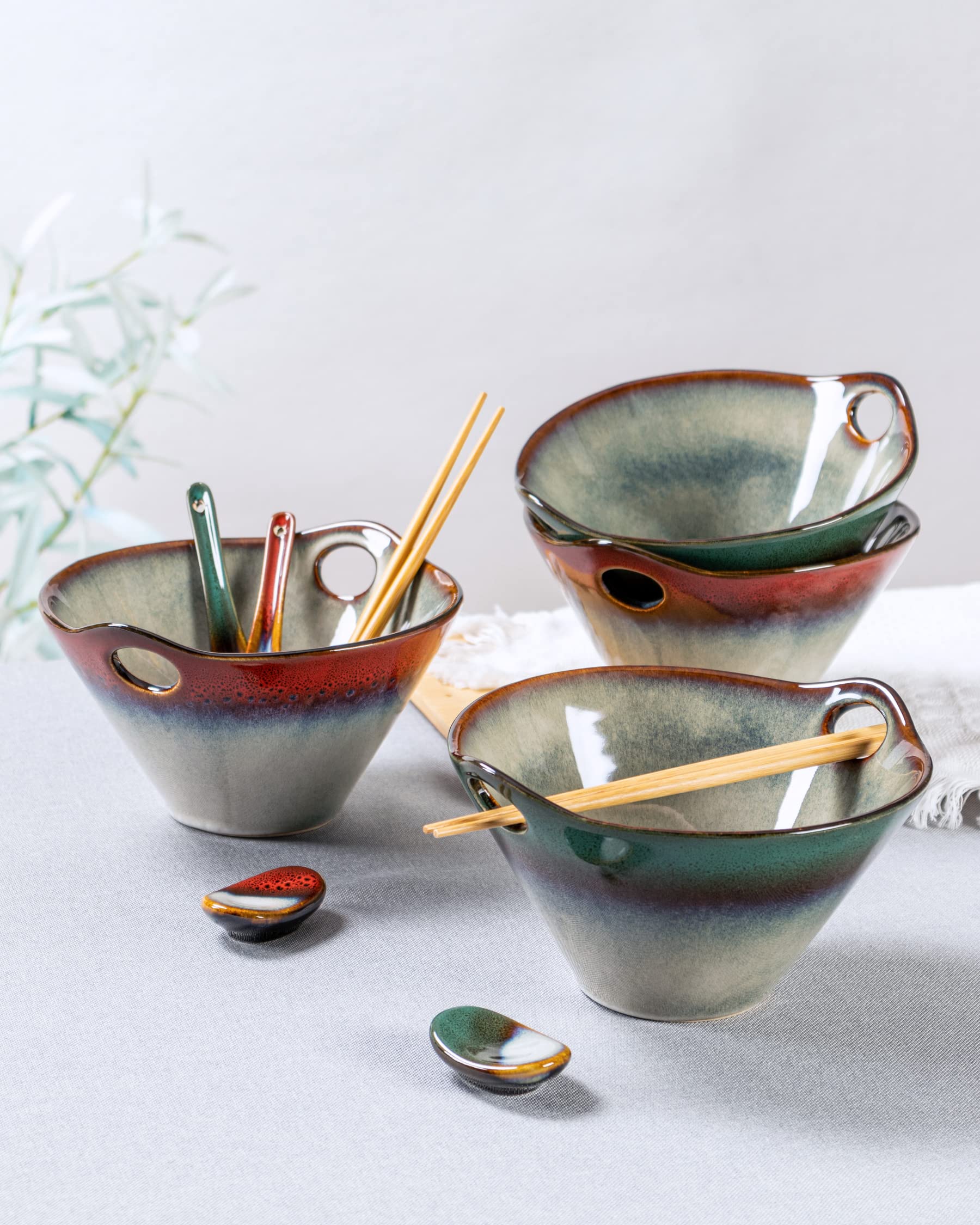 HENXFEN LEAD reactive glaze adds unique character to table.