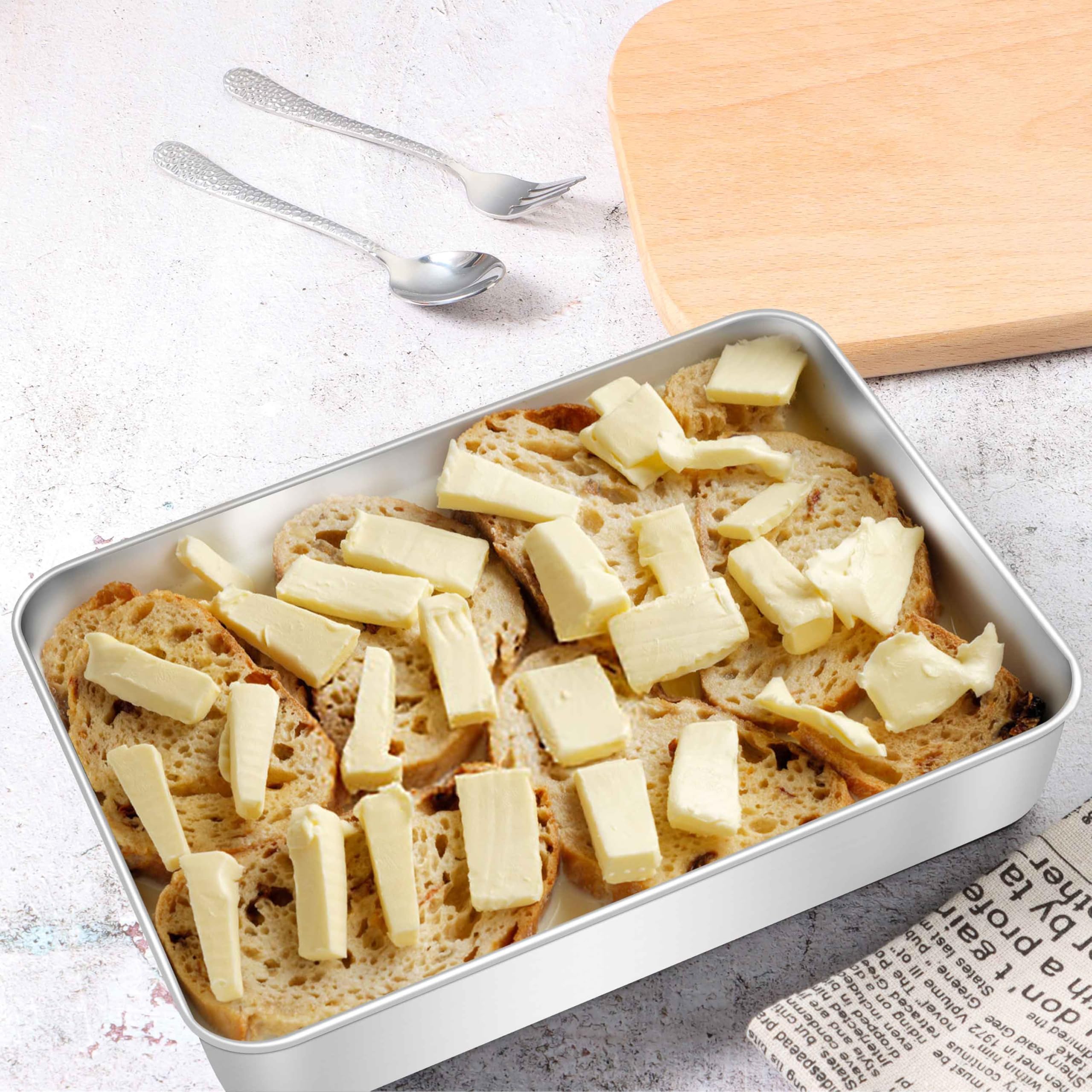 Herogo two-piece set provides options to bake while another batch rests