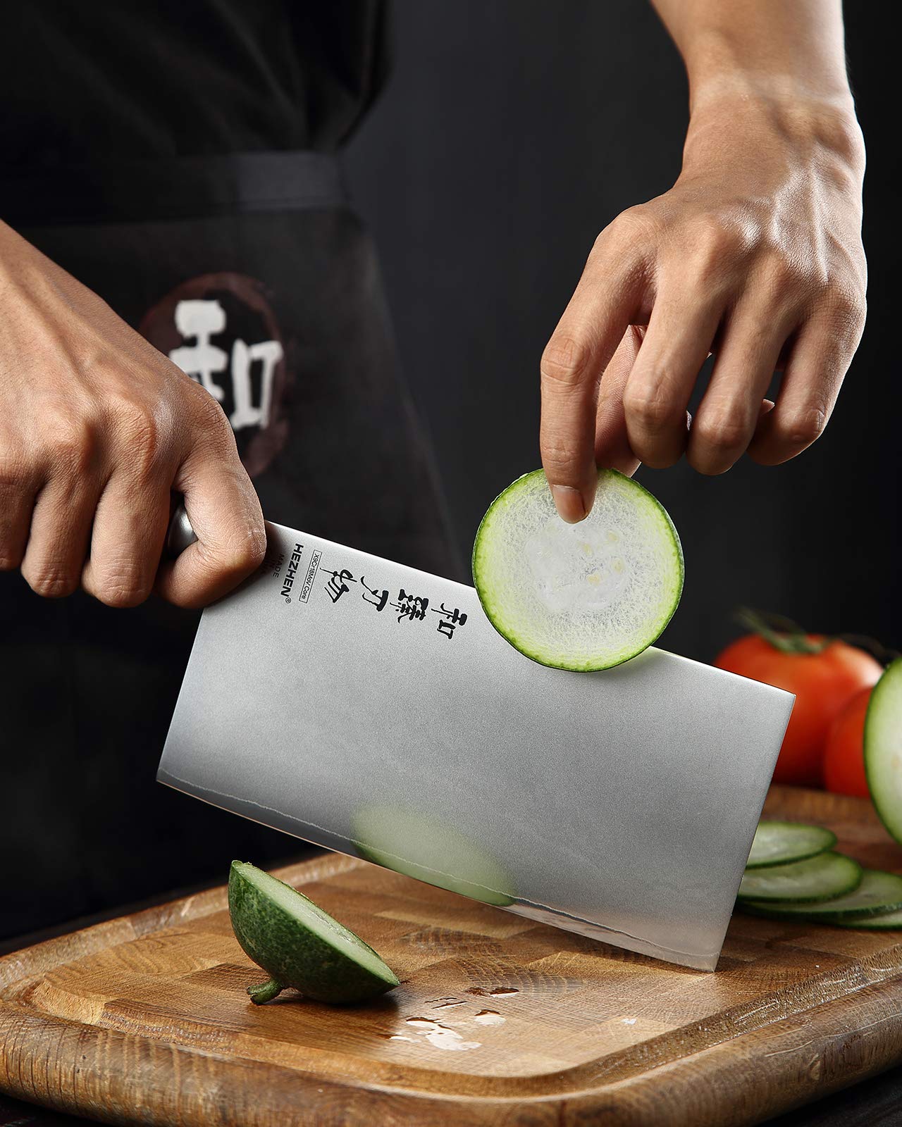HEZHEN ergonomic round handle promotes comfortable balance during prep