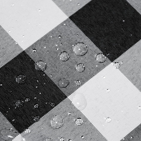 Hiasan wrinkle-resistant tablecloth stays neat for everyday meals.