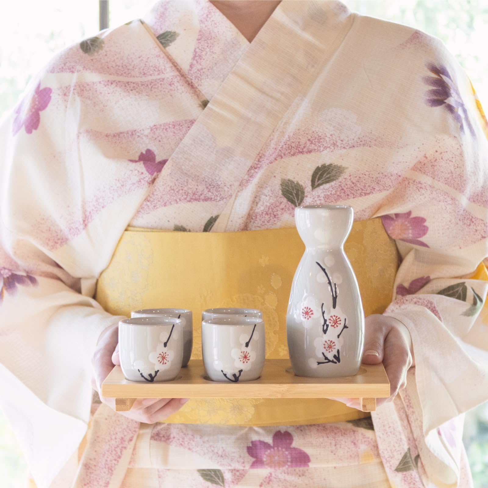 HIBINO Snow Plum offers three styles to suit different table aesthetics