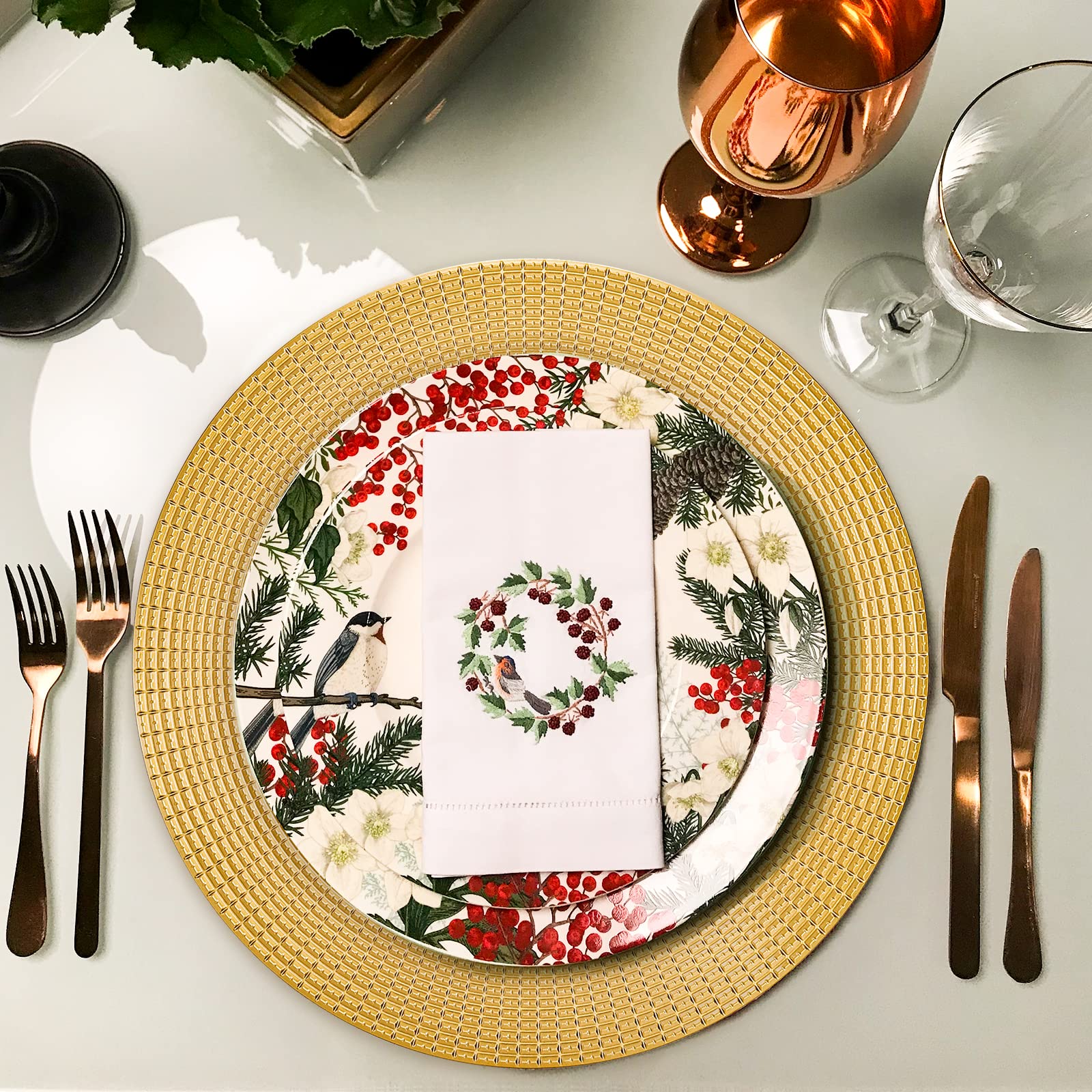 Hiceeden durable plastic charger plates protect table linen