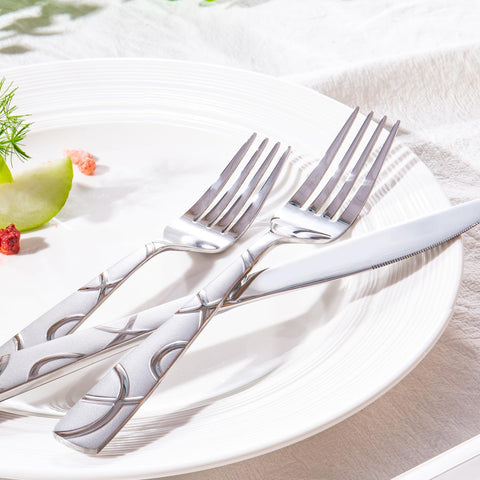 HIKAA dinner spoon 7.9 inches ideal for scooping soups.