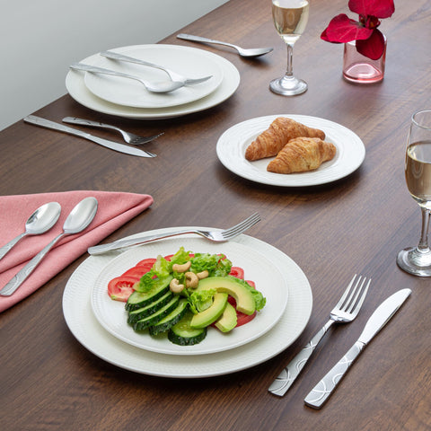 HIKAA gift-ready packaging, ideal for weddings or special occasions.