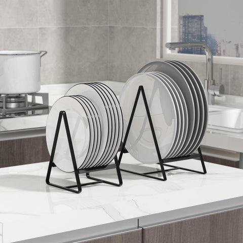 Hikinlichi cabinet placement demonstrates space-saving plate storage inside a cabinet.