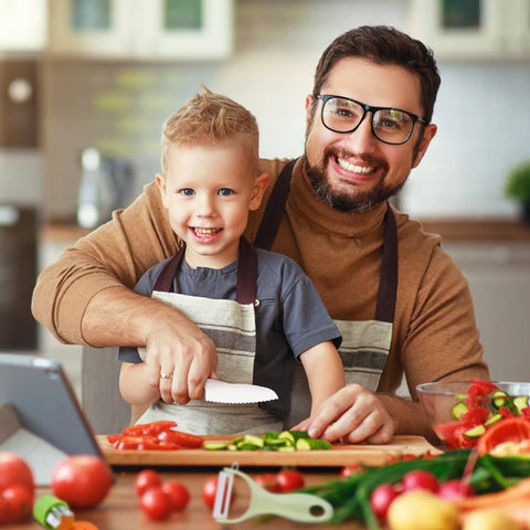 Hilsoeet Y-peeler for kids facilitates fun peeling tasks