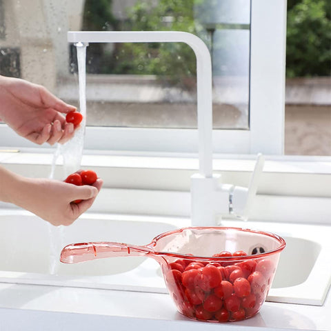 Hiprecky shower bucket with 2-liter capacity, useful for cleaning tasks.