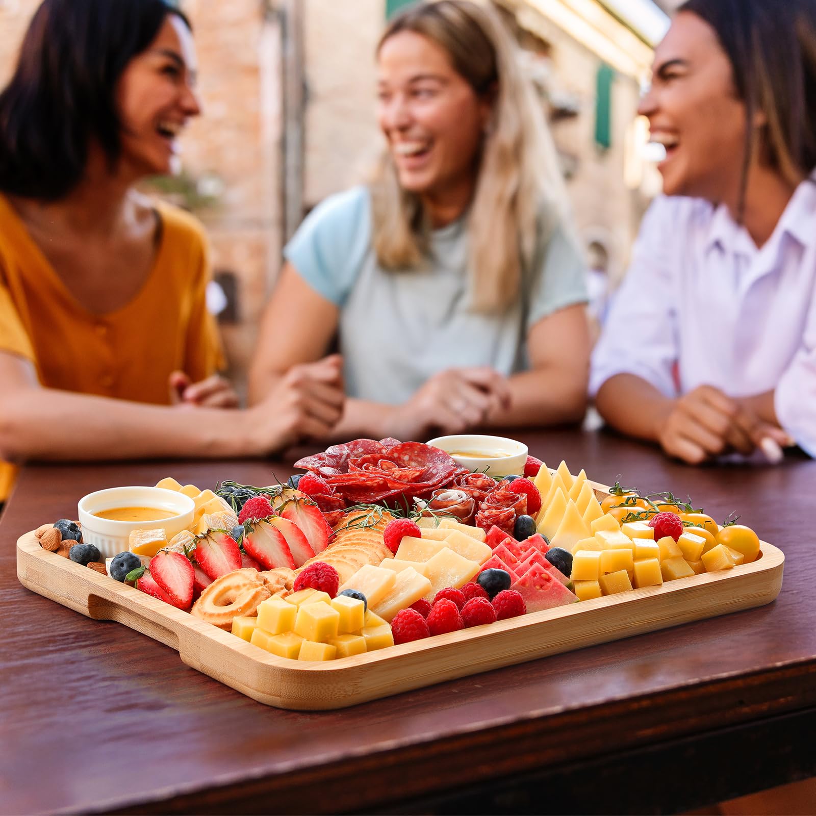 HIWARE charcuterie board set ideal for parties and entertaining.