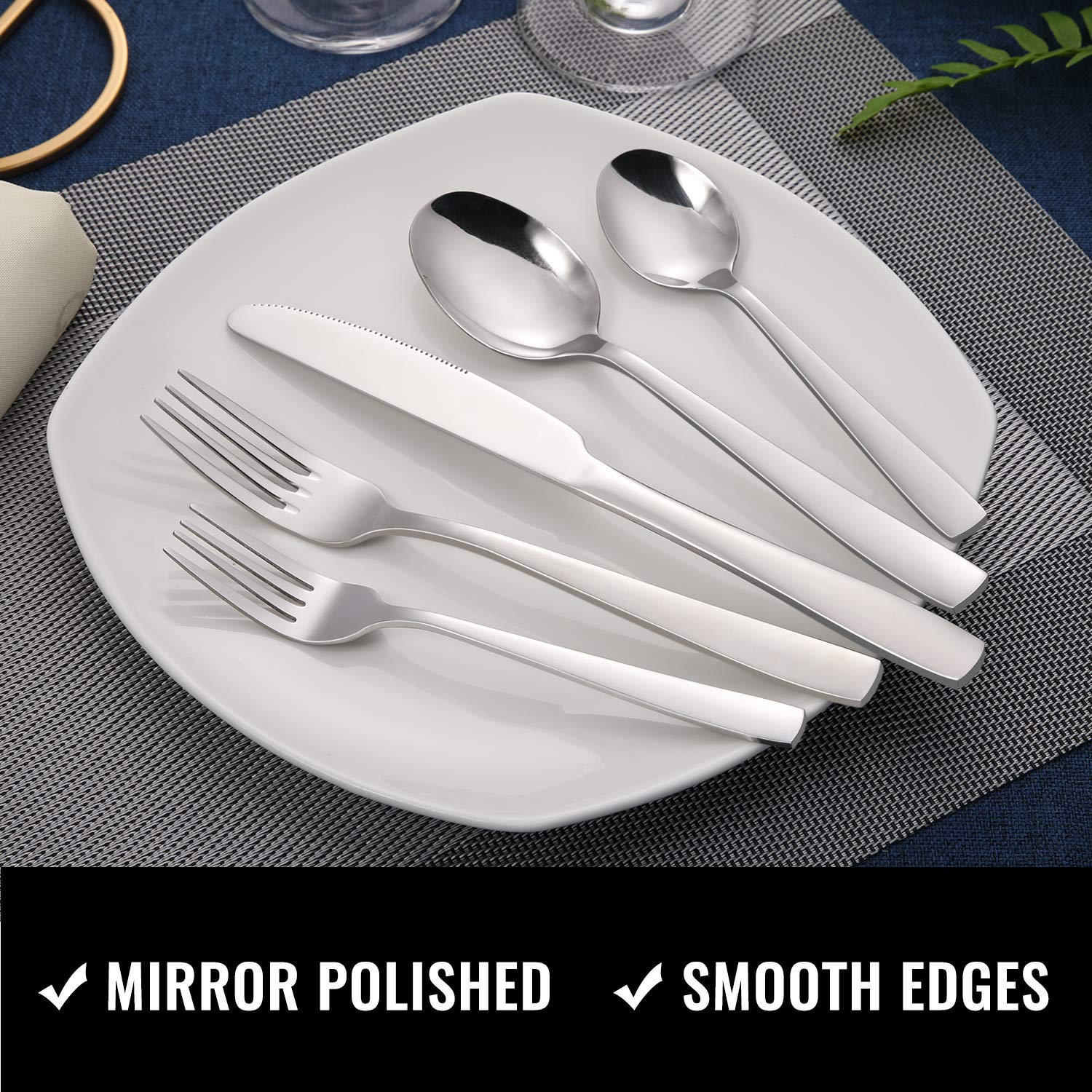 Hiware dinner spoons providing comfortable weight and smooth edges