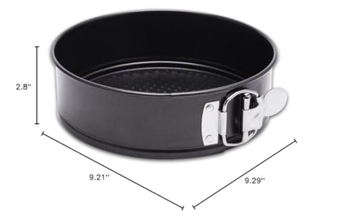 HIWARE gift-ready baking pan for bakers and home cooks.