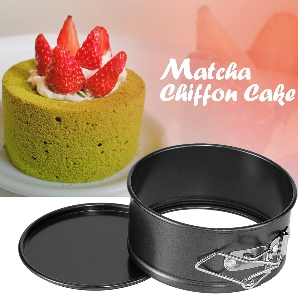 Hiware pan with durable steel; even heat for uniform baking results.