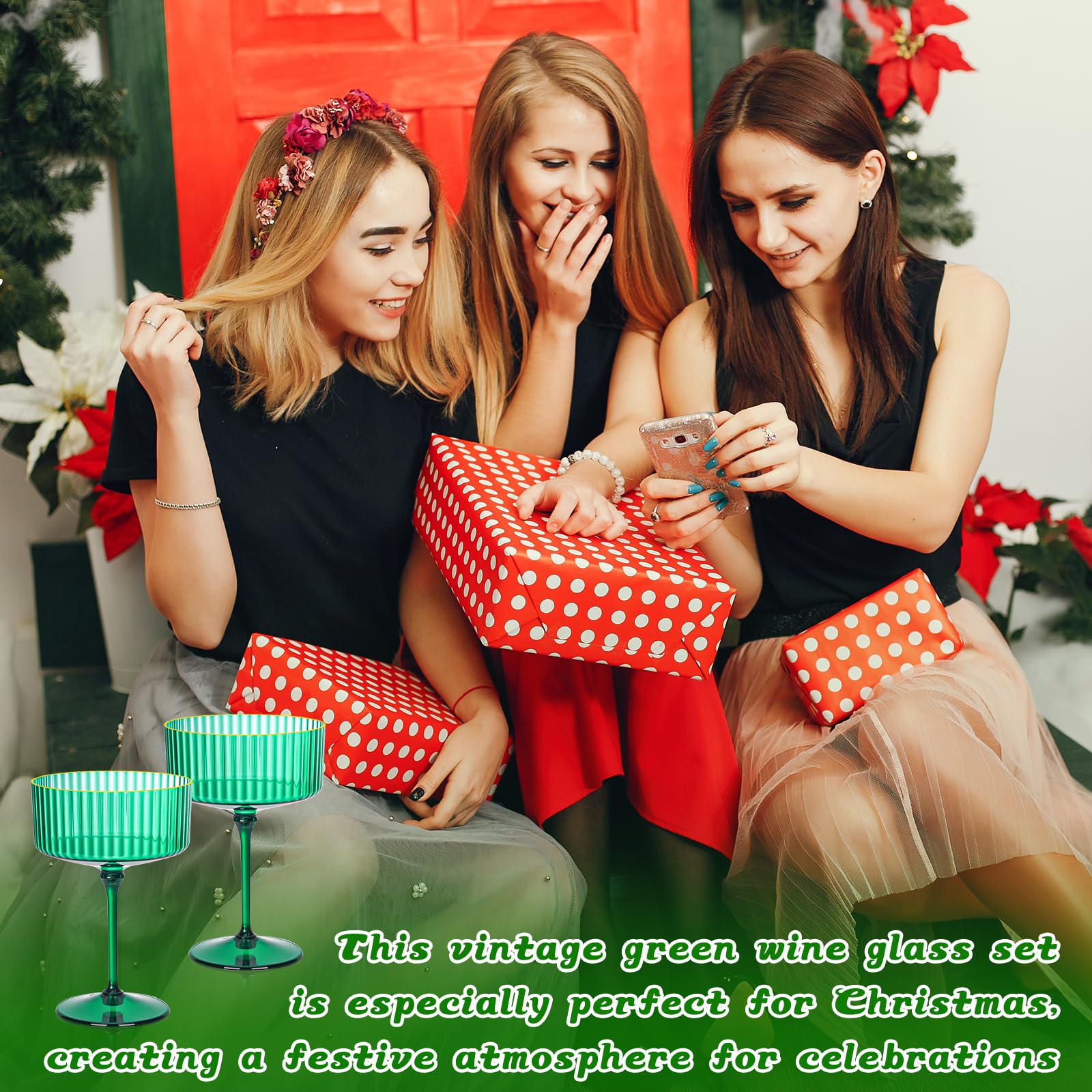 HKSZEH green coupe glass with gold rim for Christmas and Valentine’s Day celebrations.